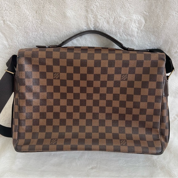 Louis Vuitton Damier Broadway Bag - Picture 3 of 17